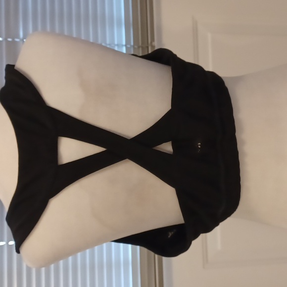 $4 Add-on Black Sports Bra - Size XL - Picture 4 of 9